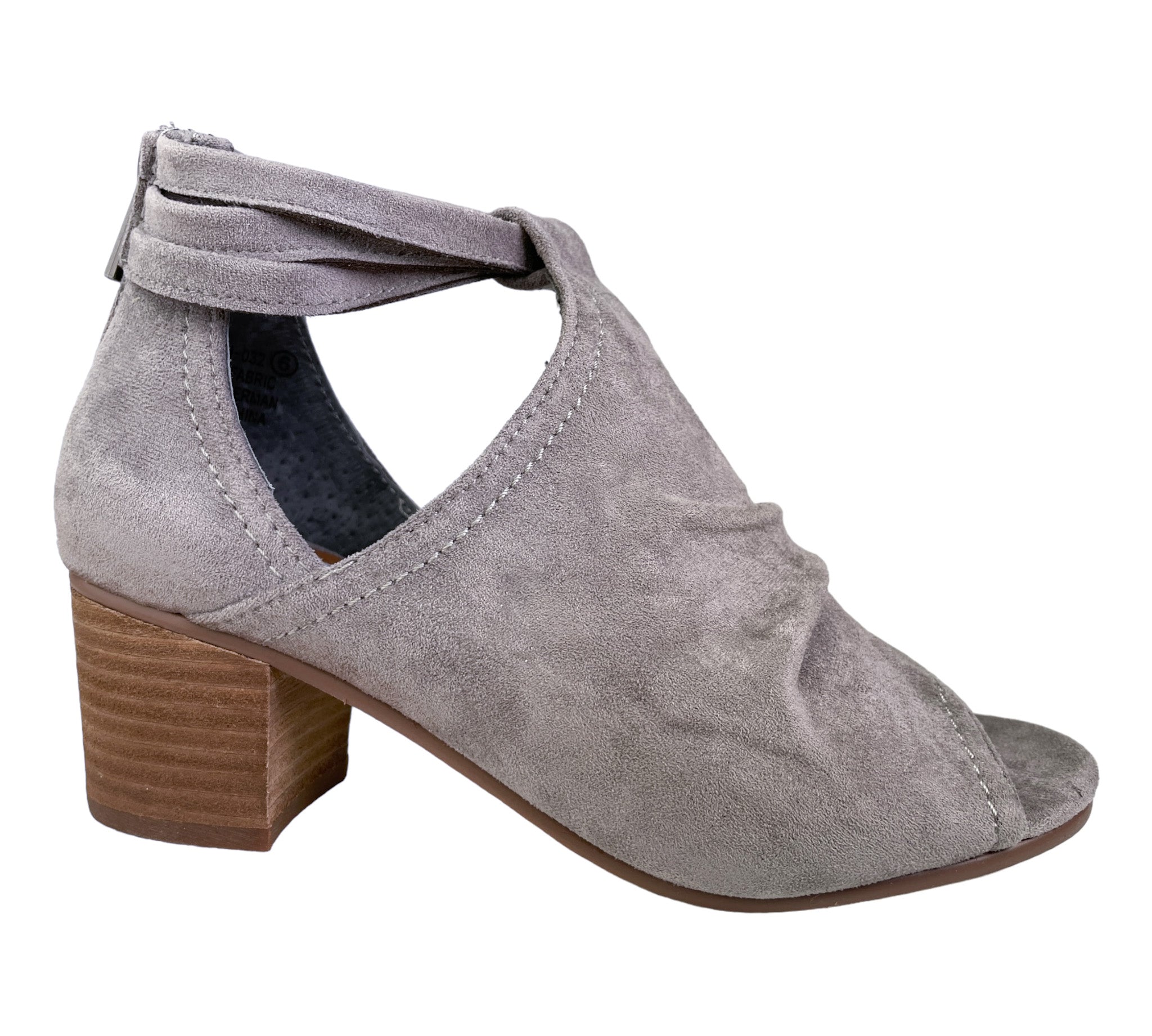 Very G Sylvanna Bootie in Grey