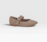 Very G Samantha Flat in Taupe
