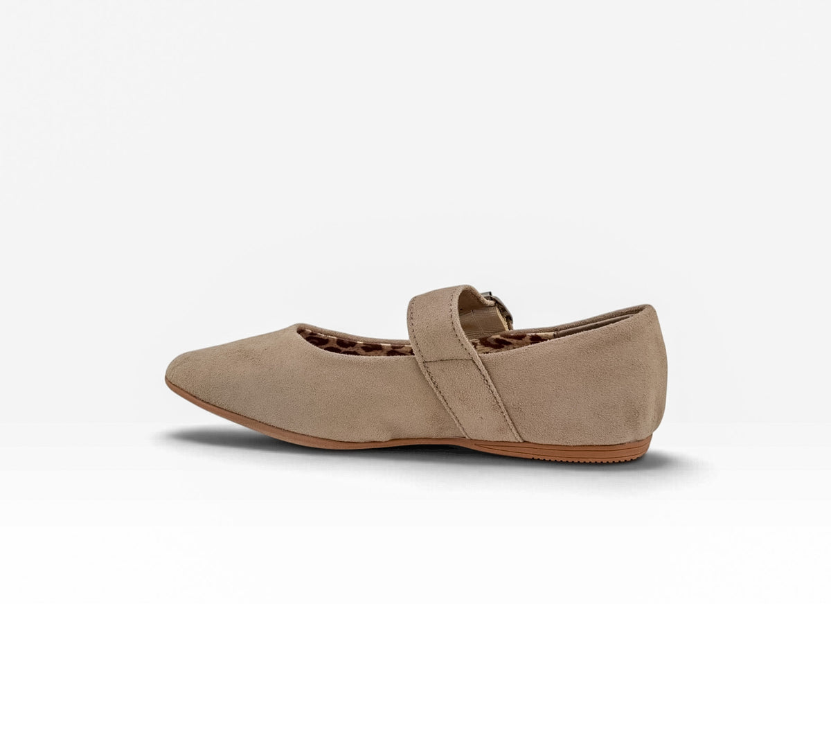 Very G Samantha Flat in Taupe