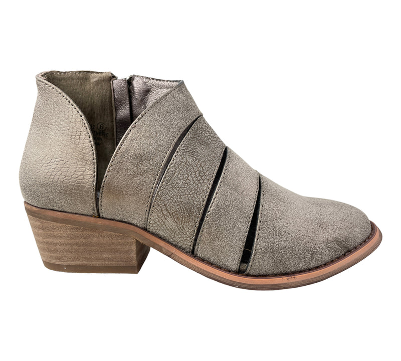 Very G Hop Along Bootie in Grey