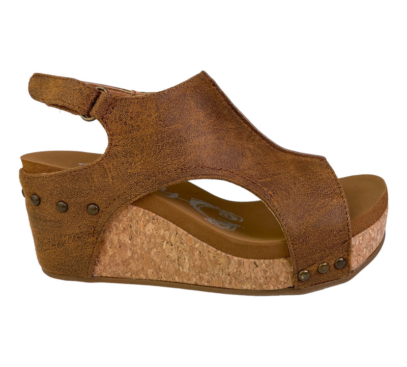Very G Isabella Wedge in Tan