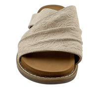 Very G Jolene Tooled Sandal in Cream
