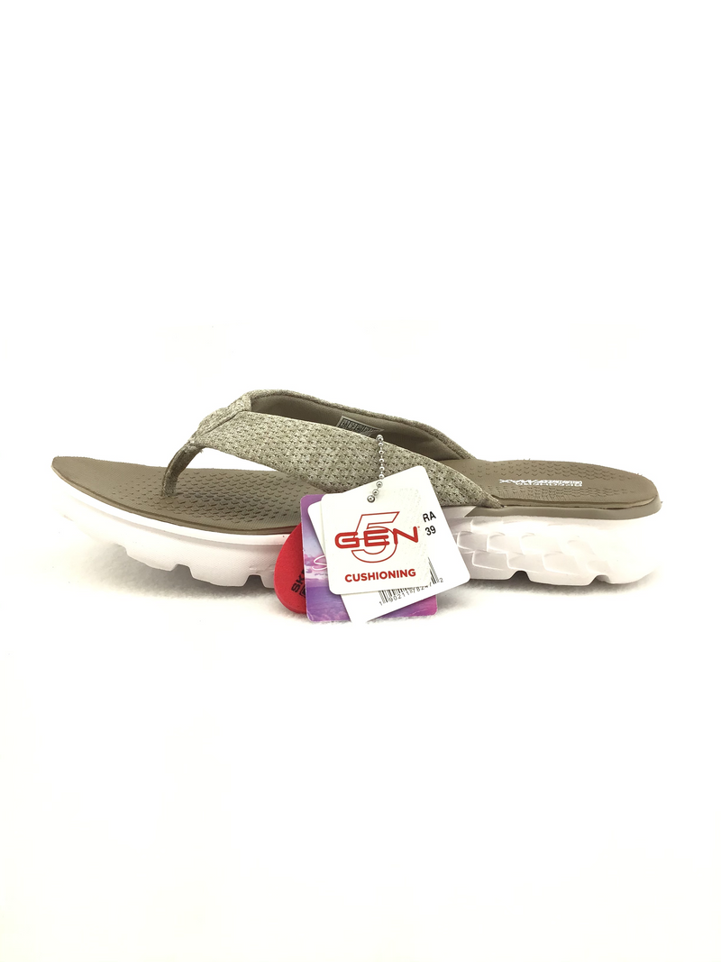 Skechers Goga Max Flip Flops Size 10 Marti Liz Boutique
