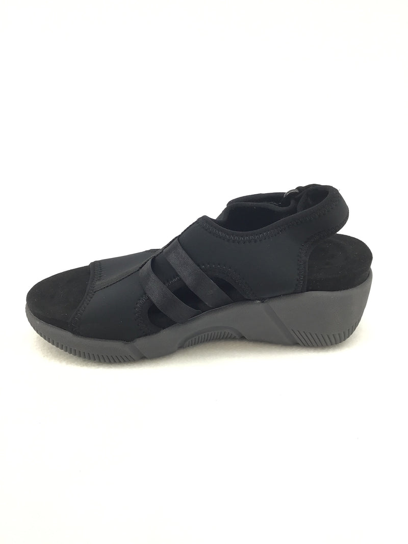 Easy Spirit Comfort Sandals Size 5.5M