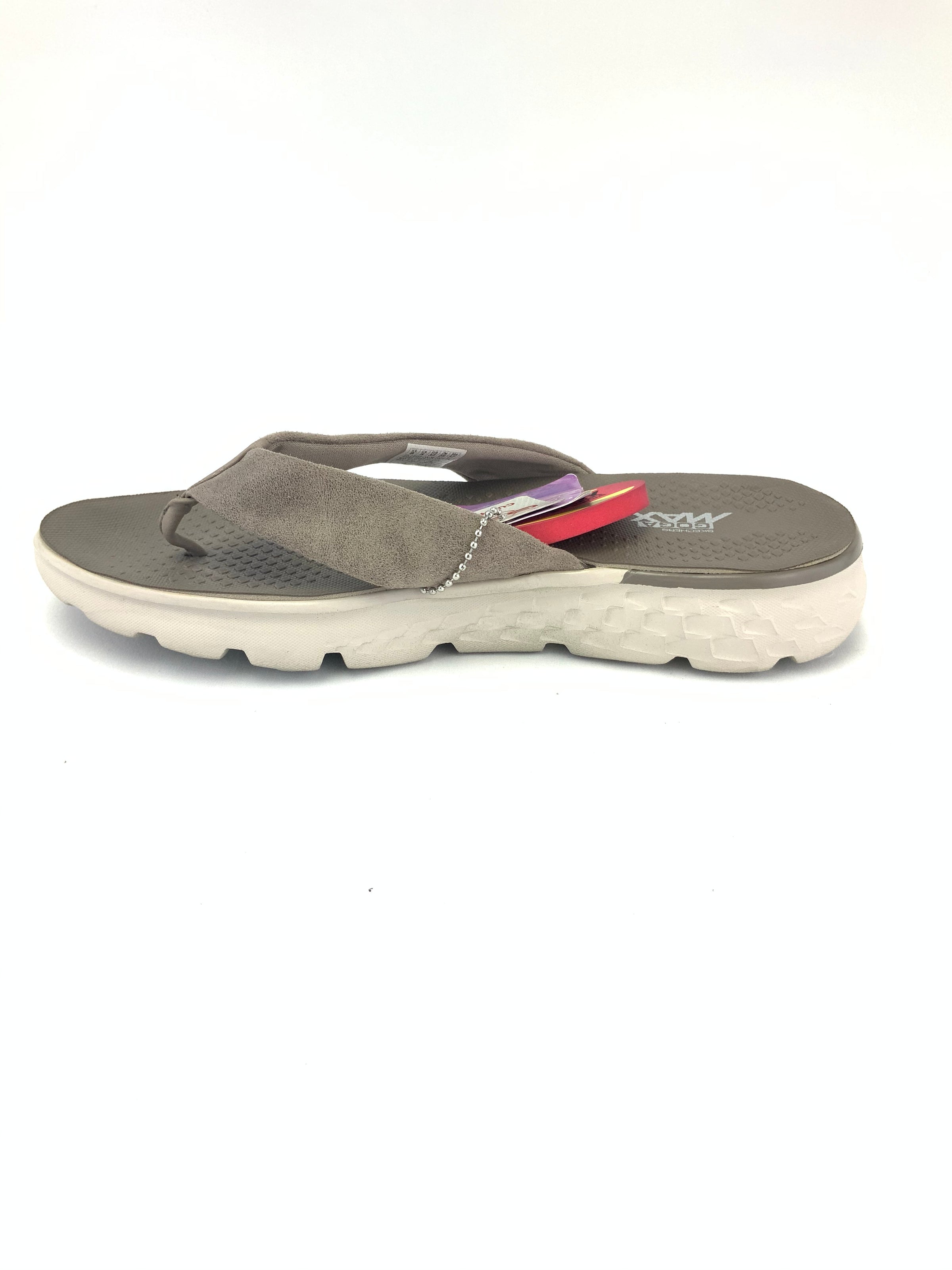 Skechers on the goga max Clearance