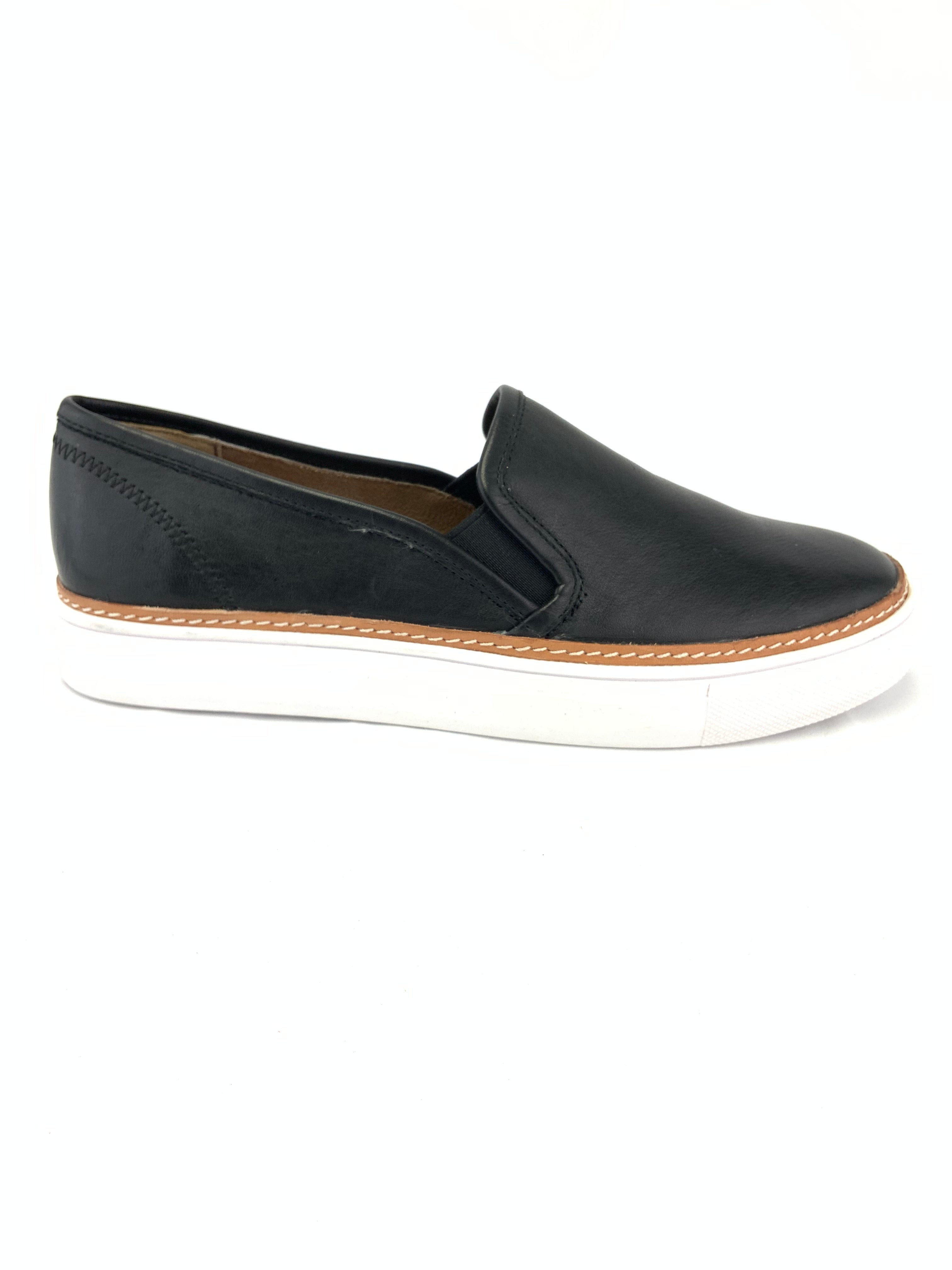 Aerosoles slip on shoes online