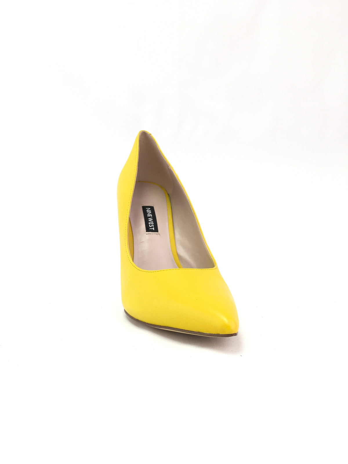 Nine West Pointed Toe Heel Size 8.5