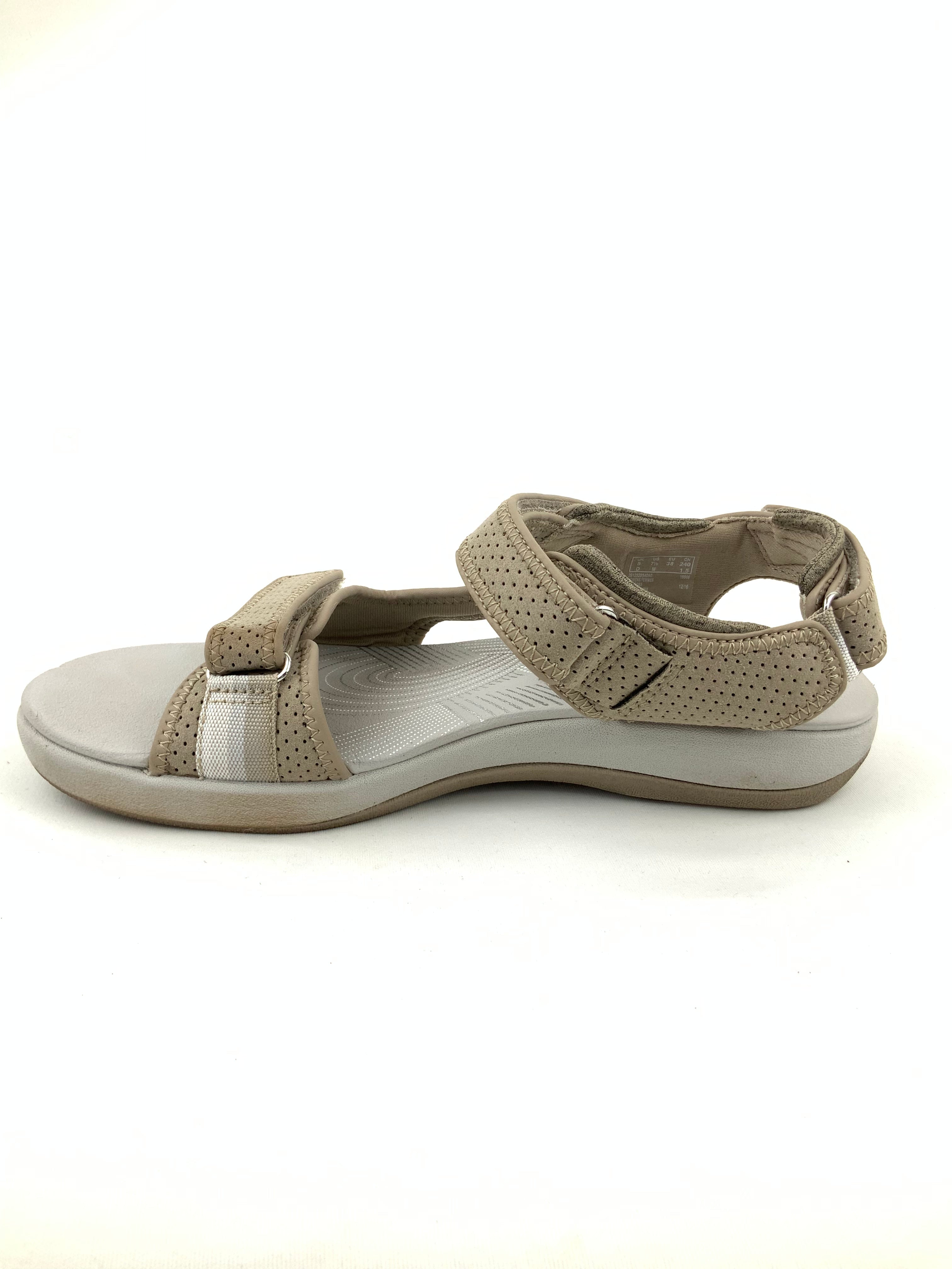 Clark sandals cloudsteppers online