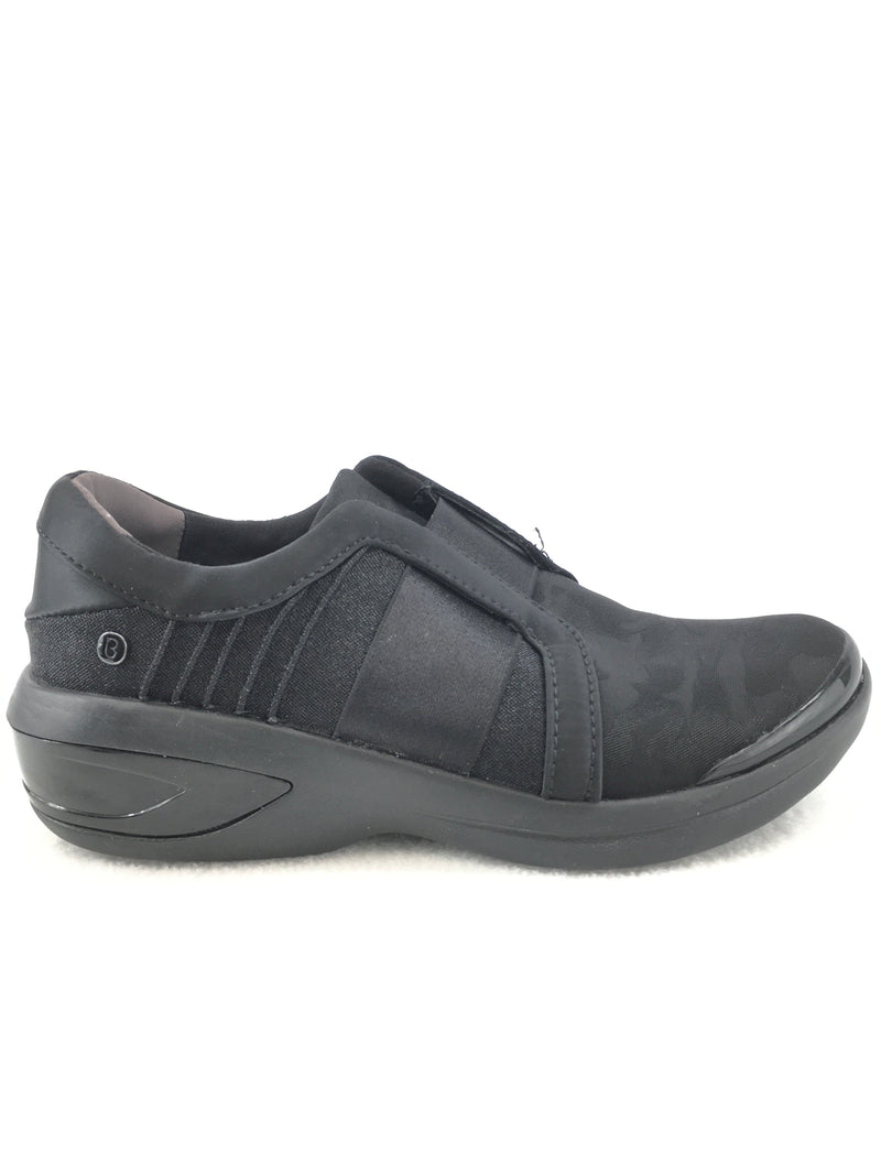 Bzees Comfort Sneakers Size 8M