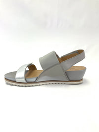 Van Eli Platform Sandal Size 8